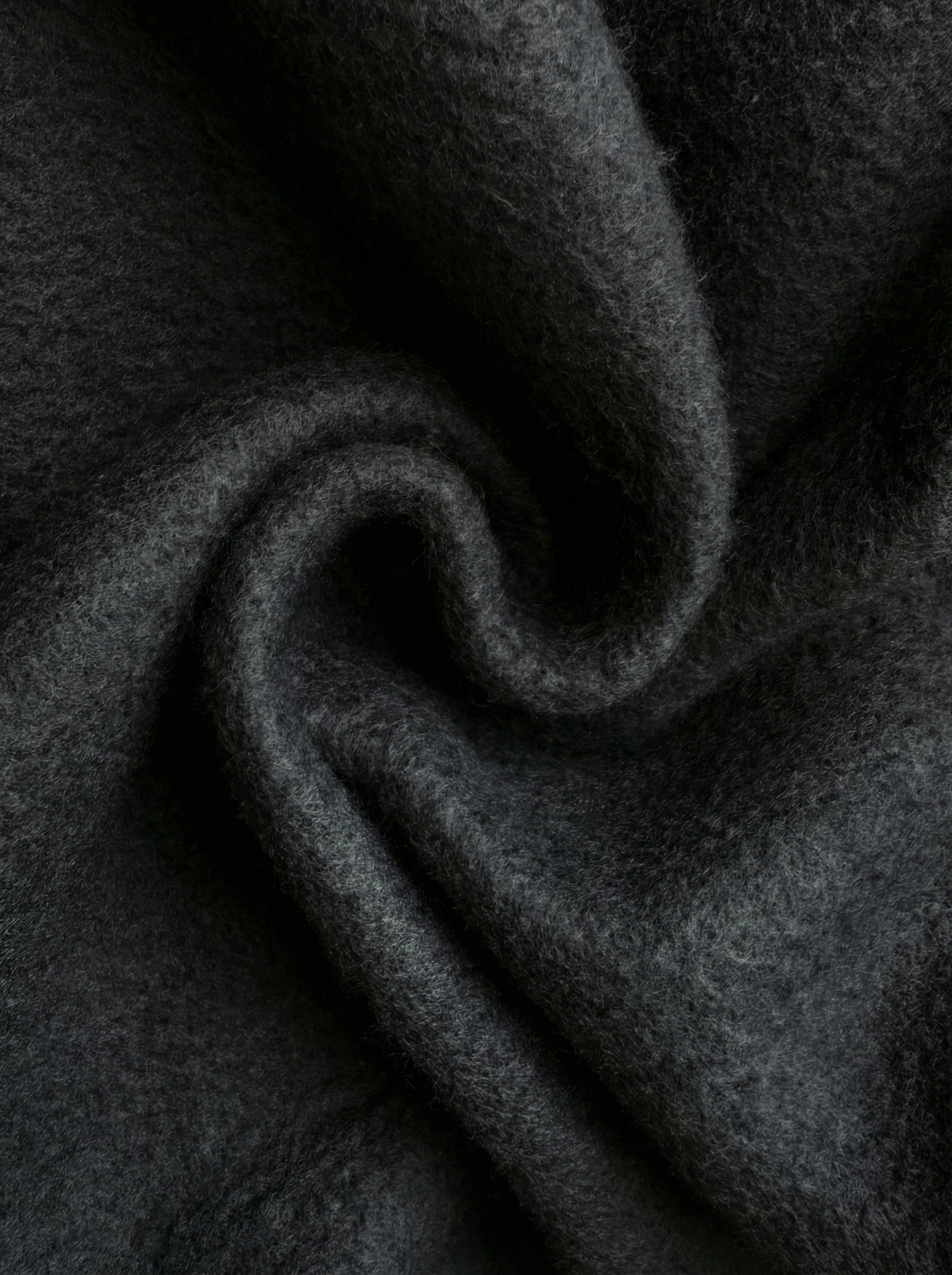 #color/obsidian